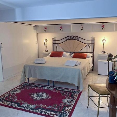 Beb Boreale Hotel Naples Exterior photo